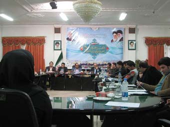 جوانان علی آبادی به کمک مدیران اجرائی شهرستان می آیند